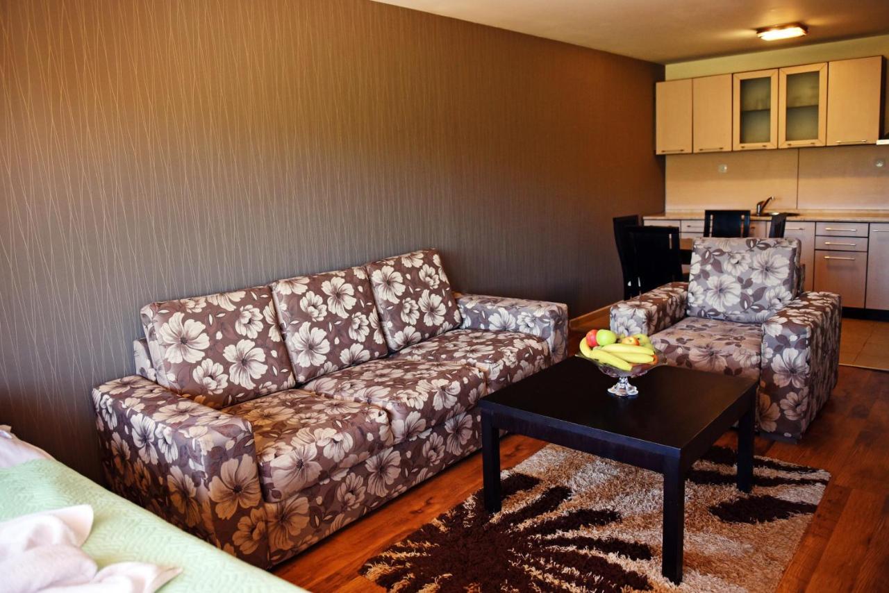 Aparthotel Forest Nook パンポロボ エクステリア 写真